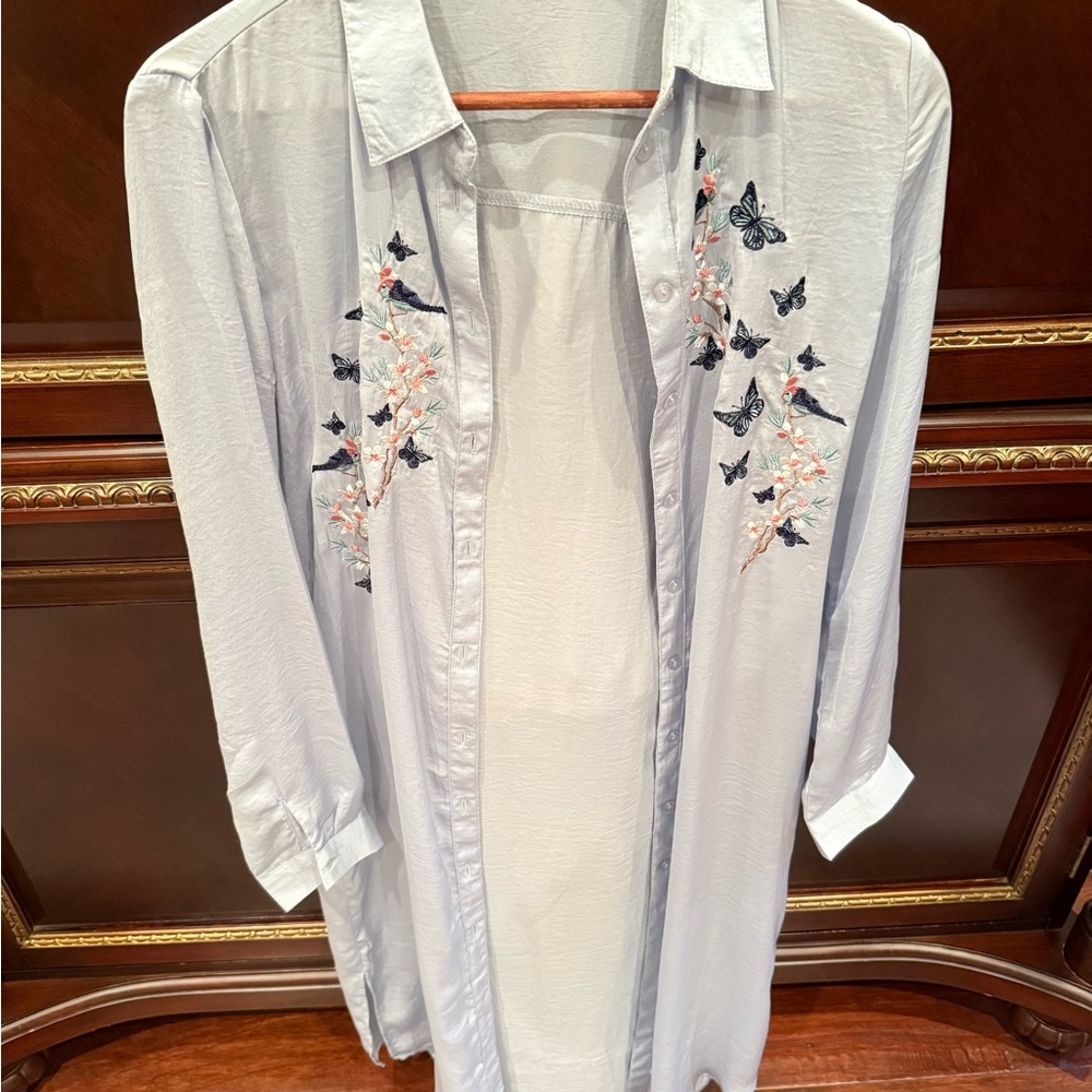 Embroidered Butterfly Blouse - Light Gray